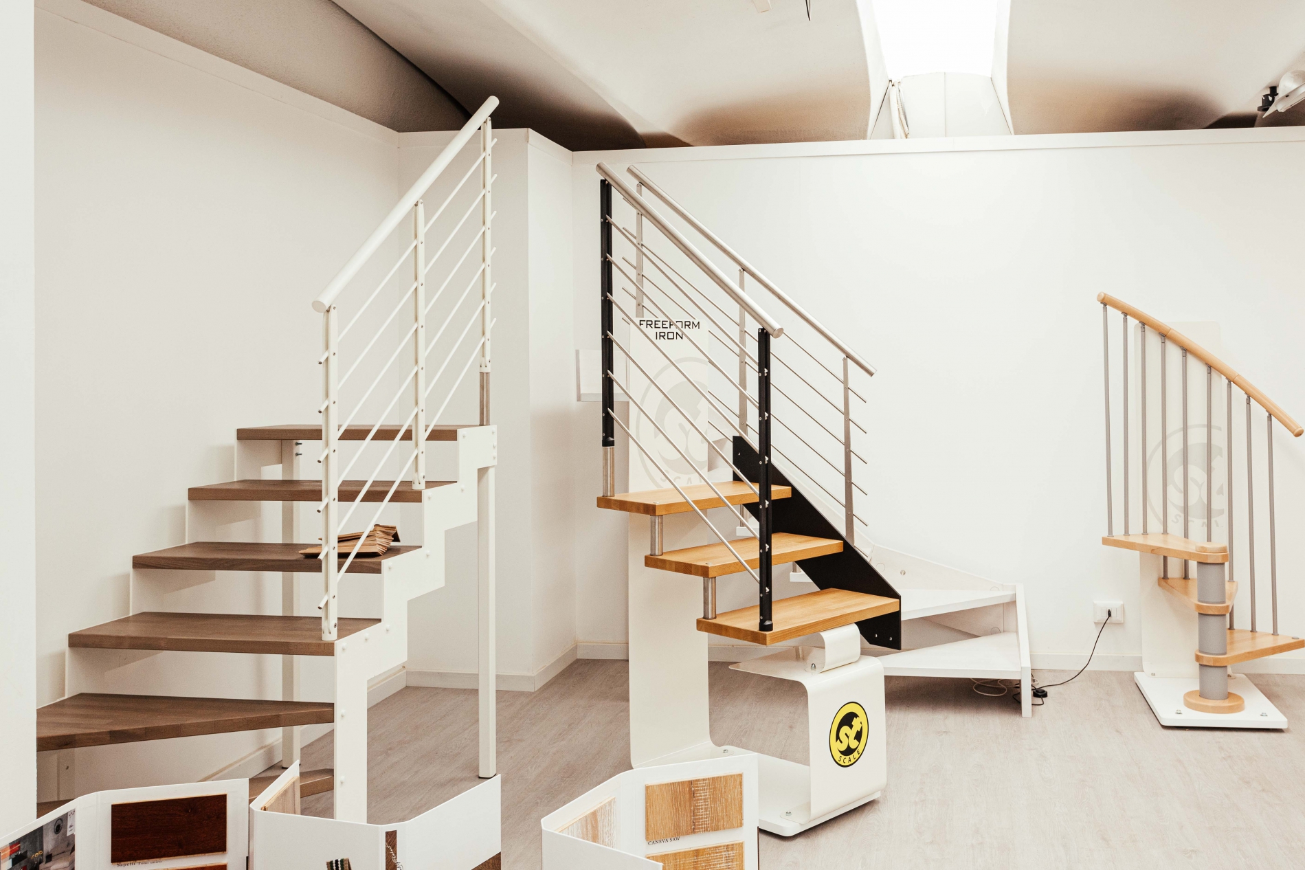 Showroom_Scale (1)